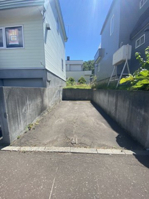 【駐車場】 | 石山3条6丁目　戸建