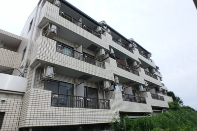 【外観】 | ウィング百合ヶ丘 | 今ならフリーレント＆礼金不要でお引越しのできる物件です♪