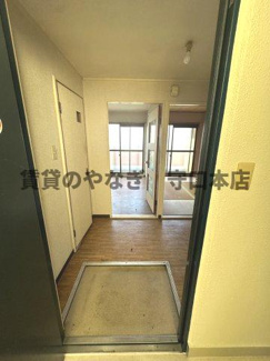 【玄関】 | 第三光永住