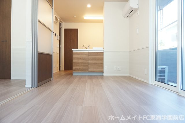 合志市須屋のアパートの居間・リビング
