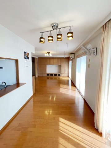 アイランドタワー　スカイクラブ