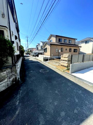 【前面道路含む現地写真】 | 仲介手数料無料　日野市東豊田1丁目新築戸建て