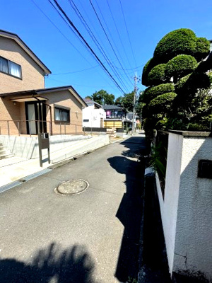 【前面道路含む現地写真】 | 仲介手数料無料　日野市東豊田1丁目新築戸建て