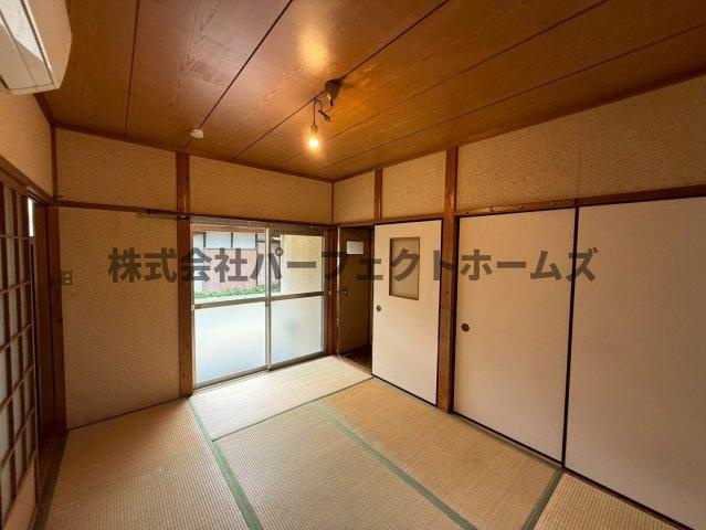 枚方市天之川町のテラスの和室|和室があると落ち着いた雰囲気になりますね