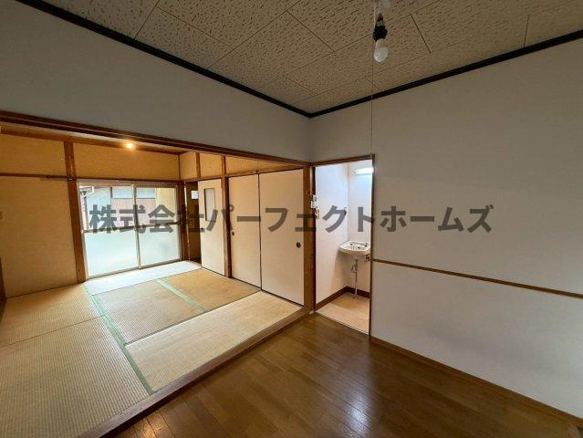枚方市天之川町のテラスの居間・リビング|おしゃれな居間です