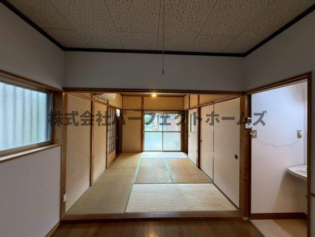 枚方市天之川町のテラスの内装|過ごしやすい室内です