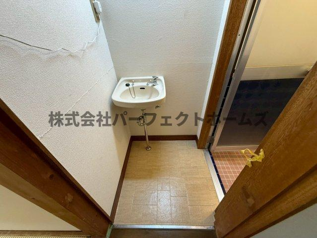 枚方市天之川町のテラスの洗面所|使いやすい洗面所です