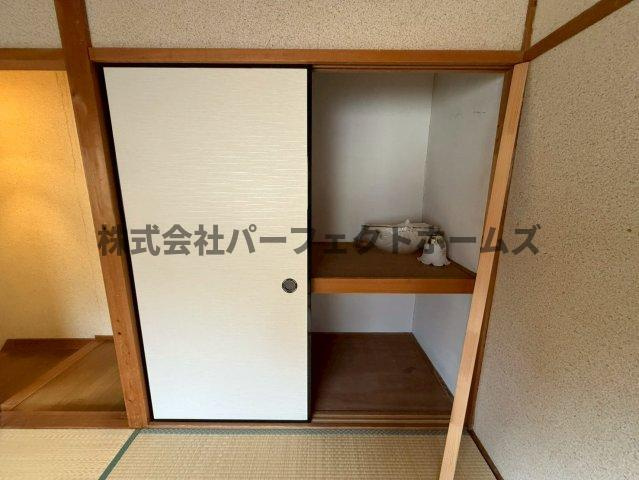 枚方市天之川町のテラスの収納|収納スペース豊富です