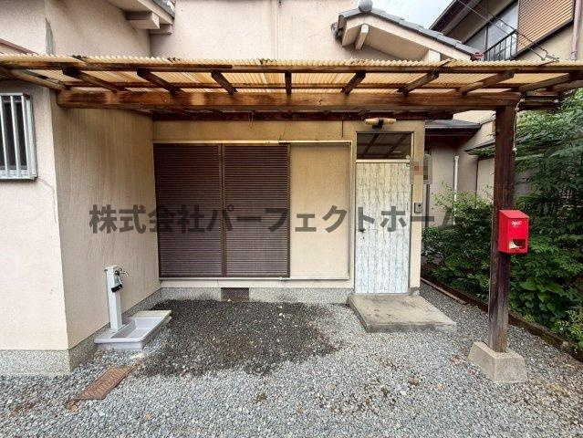 枚方市天之川町のテラスの駐車場|駐車場があります