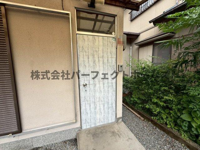 枚方市天之川町のテラスのエントランス|毎日通るエントランスはこのようになっています