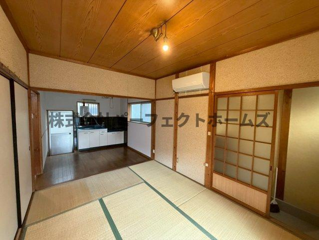 枚方市天之川町のテラスの和室|和室があると落ち着いた雰囲気になりますね