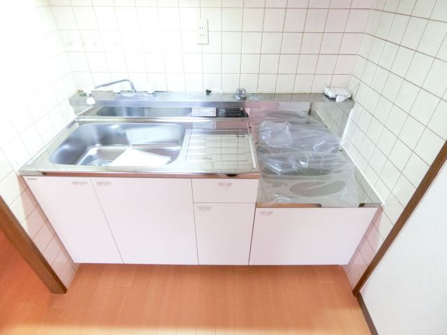 ＥｖｅｒＧｒｅｅｎ泉ヶ丘2号館のキッチン