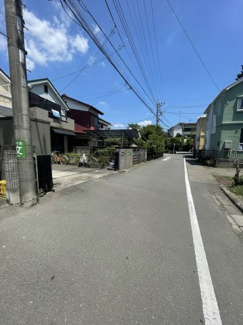 【前面道路含む現地写真】