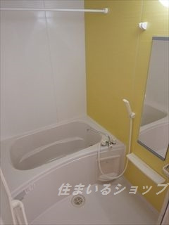 広島市安佐北区亀山９丁目のアパートの浴室|追い焚き・浴室暖房乾燥機あり