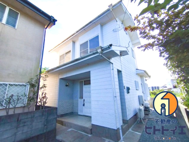 鵜池貸家のエントランス