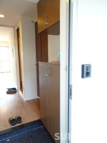 熊本市中央区出水４丁目のアパートの玄関