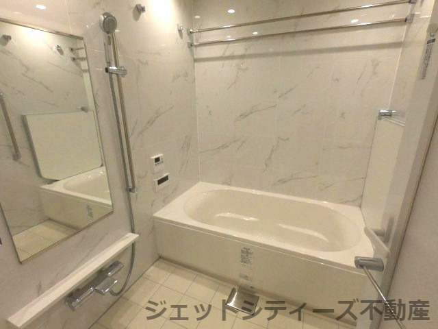 【浴室】 | ブランズタワー梅田North