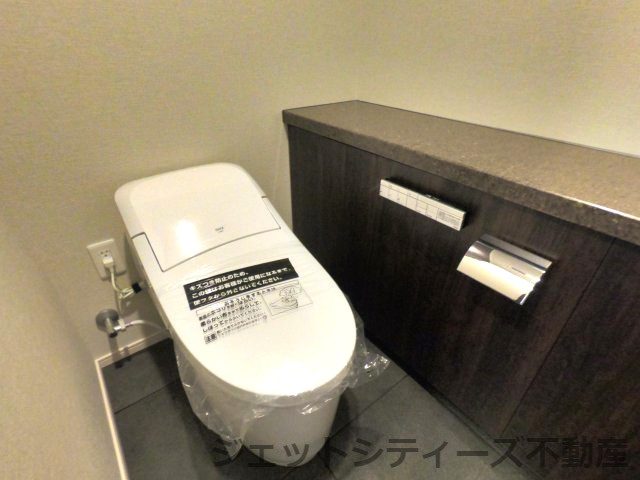 【トイレ】 | ブランズタワー梅田North