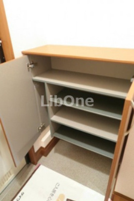 【その他共用部分】 | レルミタージュ | 靴入れ