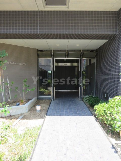 【エントランス】 | アリビオ北巽