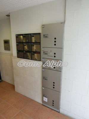 【エントランス】 | リバース横浜 | リバース横浜　宅配ボックス