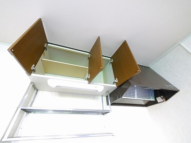 ベルパレスのキッチン|コンパクトなキッチンで掃除もラクラク