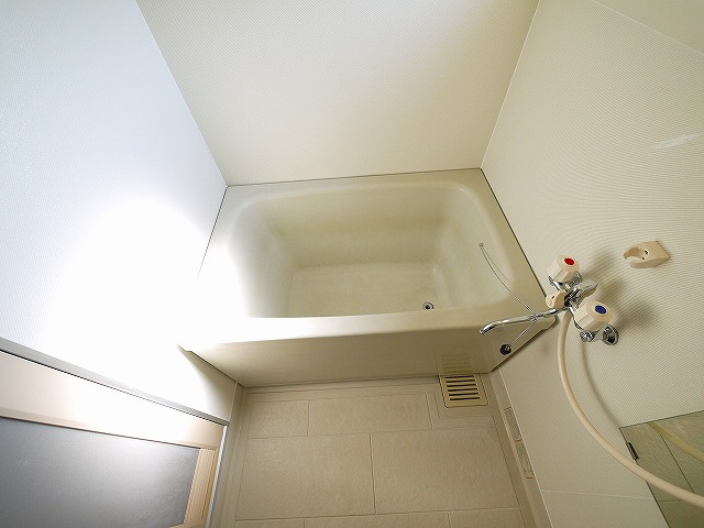 ベルパレスの浴室|お風呂で日々の疲れを落としましょう