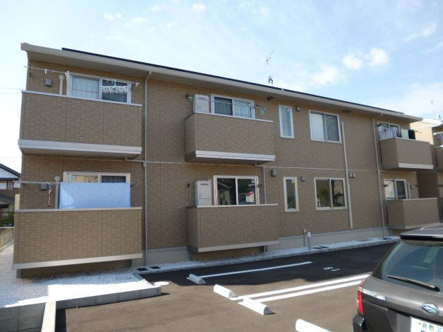 倉敷市新田のアパートの外観