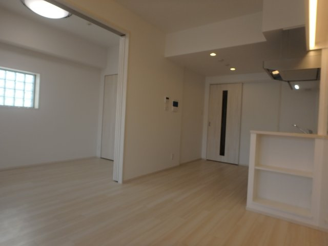 プレジオ布施ASIANの居間・リビング