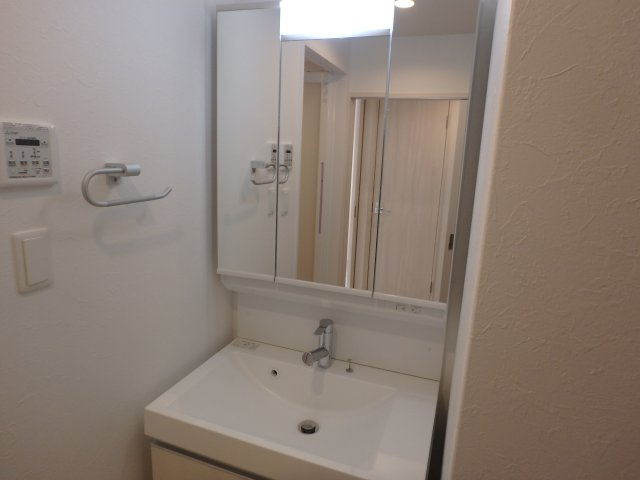 プレジオ布施ASIANの独立洗面台