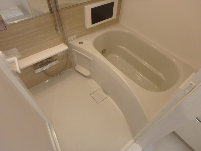 プレジオ布施ASIANの浴室