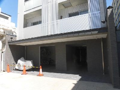 Shining壬生離宮（シャイニング壬生離宮）のエントランス