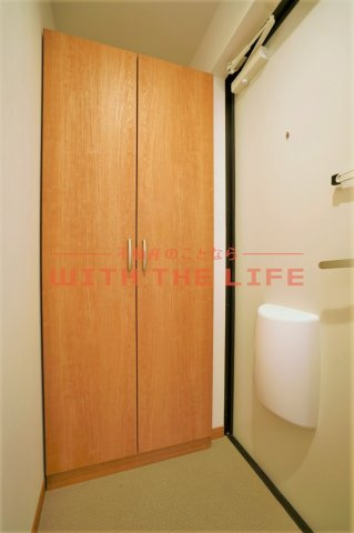 T-Regno Hirokawa（ティーレグノヒロカワ）【キャンペーン対象物件】の玄関|ゆったりとした玄関です