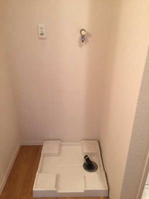 【設備】 | ヴィルヌーヴ | 室内洗濯機置場