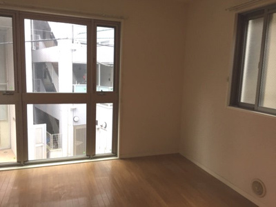 【洋室】 | ヴィルヌーヴ | 7.2帖の洋室・角部屋です！