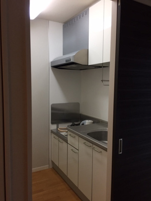 【キッチン】 | ヴィルヌーヴ | 1.8帖のキッチンスペース