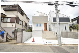 【外観】 | 心地よい暮らしを演出するきめ細やかな新築！！ご内覧可能で御座います。