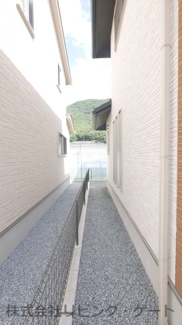 【外観】 | 物件西側隣地境界