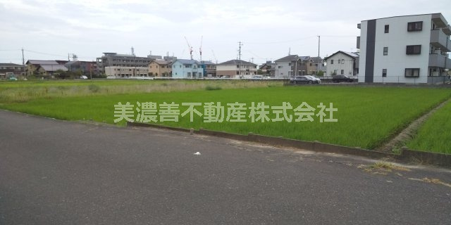 ５７１７６　岐阜市須賀土地の外観