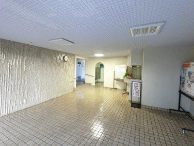 【その他共用部分】 | 鶴見ハイム | エントランス部分です。