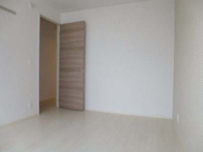 【寝室】 | ルナ | 洋室