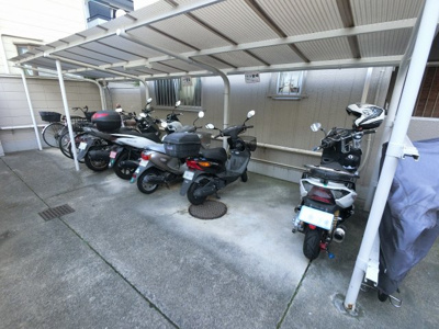 【その他共用部分】 | エンゼルハイム矢向 | バイク置場です。