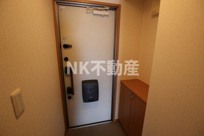 【玄関】 | メゾンシャロームA（東花園賃貸） | 毎日通る玄関はこちらです