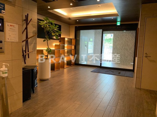 ブエナビスタ上町　BRAVI不動産のロビー|【ブエナビスタ上町】建物の内部です