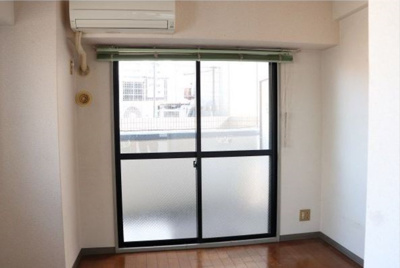 【居間・リビング】 | ダイナコート久留米駅前 | こちらの居間で趣味の時間をお楽しみください