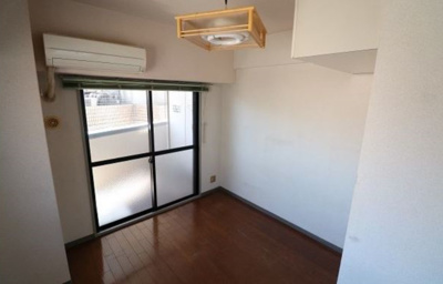 【寝室】 | ダイナコート久留米駅前 | 使いやすい居間です