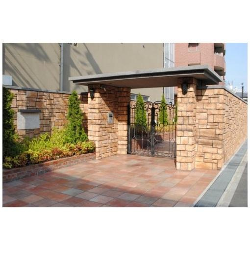 プレジオ天神橋　BRAVI不動産のエントランス|【プレジオ天神橋】落ち着いたエントランスです