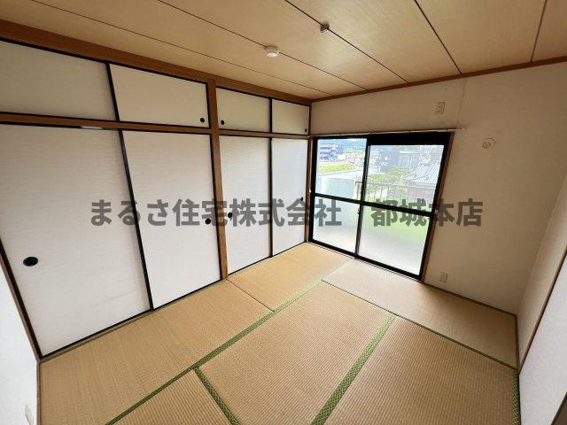日の出マンションの和室