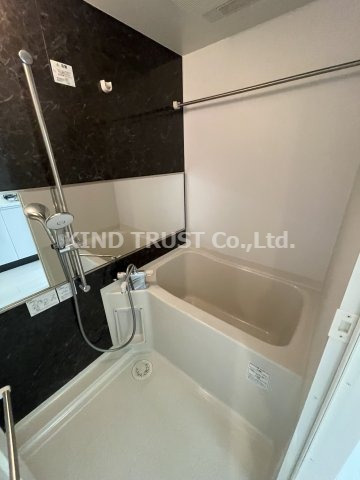 レオンコンフォート新梅田Ⅱの浴室|落ち着いた空間のお風呂です