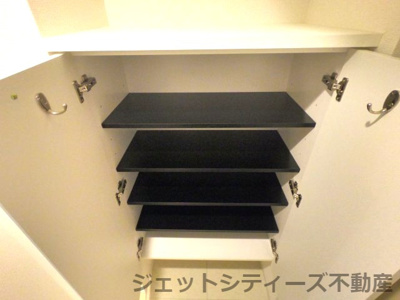 【収納】 | SERENiTE堺筋本町SUD